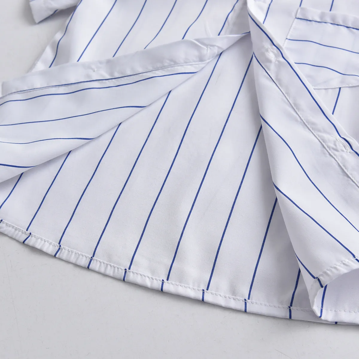 3 Pieces Set Kid Boys Dressy Solid Color Vests Waistcoats And Striped Bow Shirts And Shorts Suits Wholesale 220531362