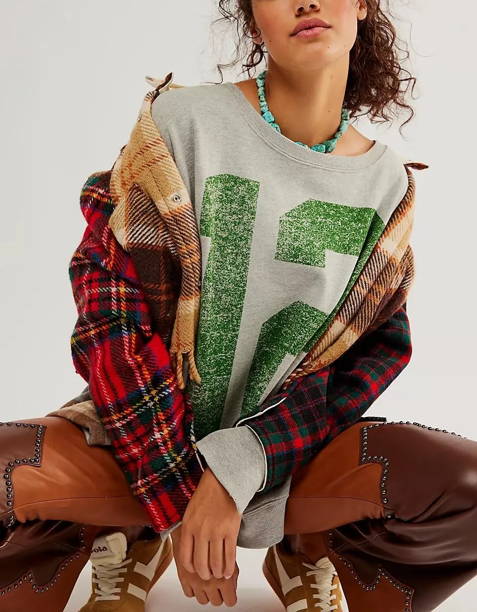 Amiblvowa Women's Vintage Oversized Graphic Sweatshirt Y2k Long Sleeve Baggy Crewneck Pullover Sweater Retro Loose Fit Top