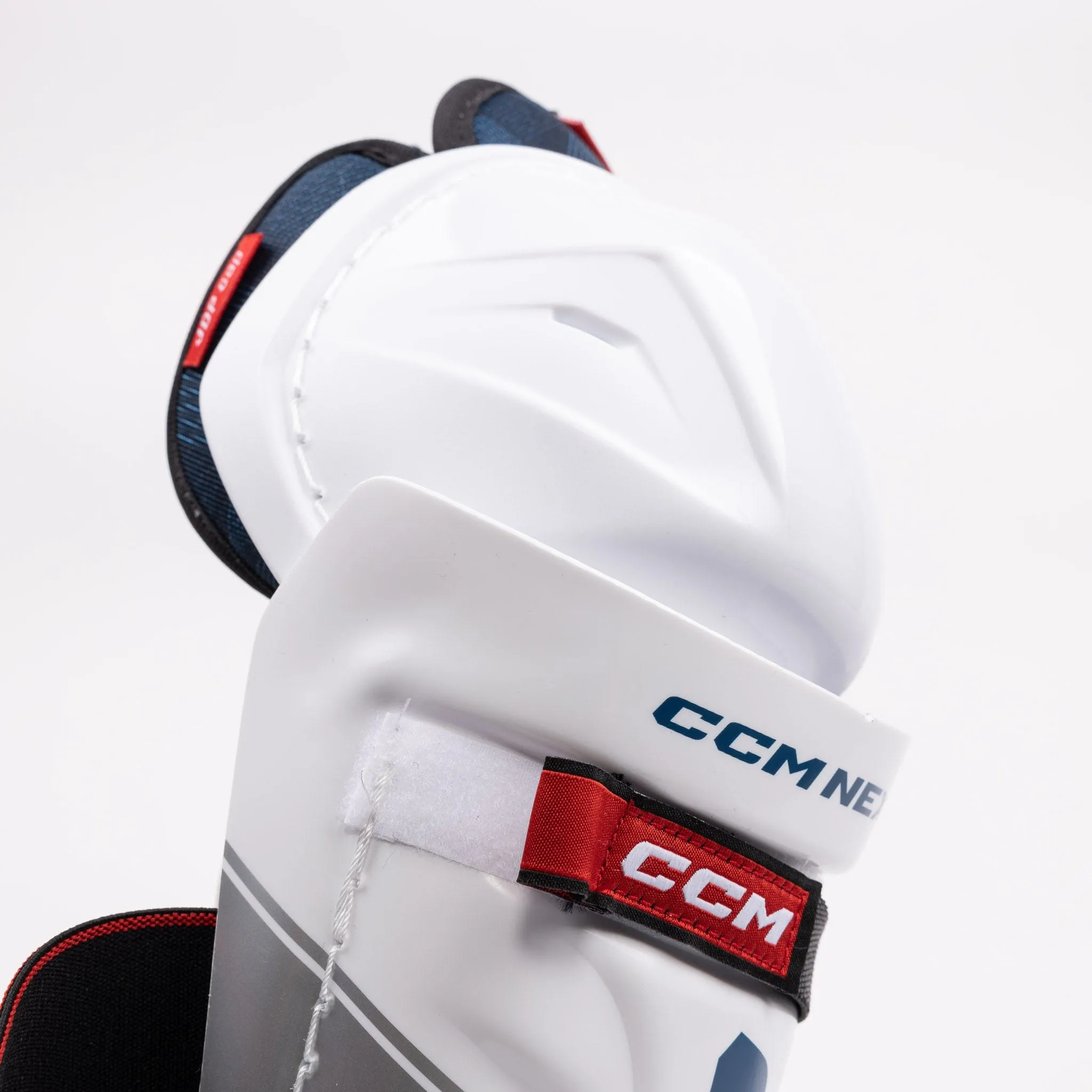 CCM Next Junior Hockey Shin Guards