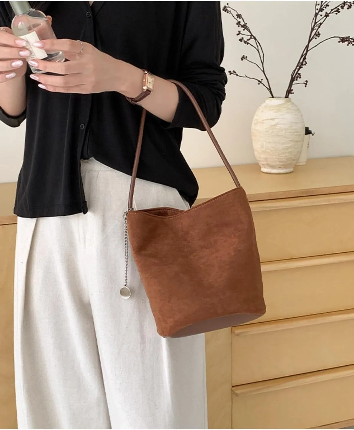 Chic Brown Suede Bag Soft Bucket Bag Women 2024 Fall Winter Handbag Stylish Shoulder Bag Versatile Crossbody Purse