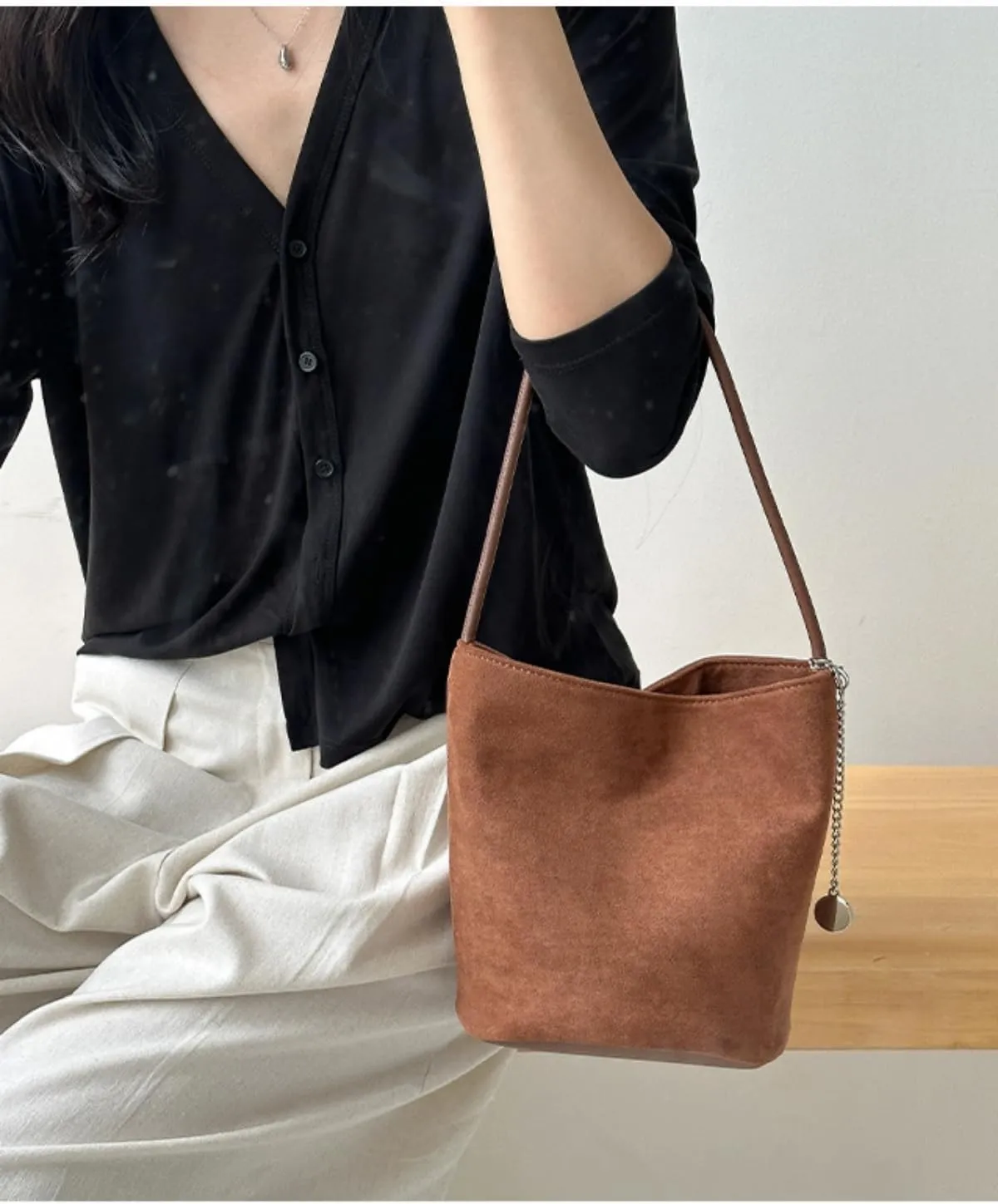 Chic Brown Suede Bag Soft Bucket Bag Women 2024 Fall Winter Handbag Stylish Shoulder Bag Versatile Crossbody Purse