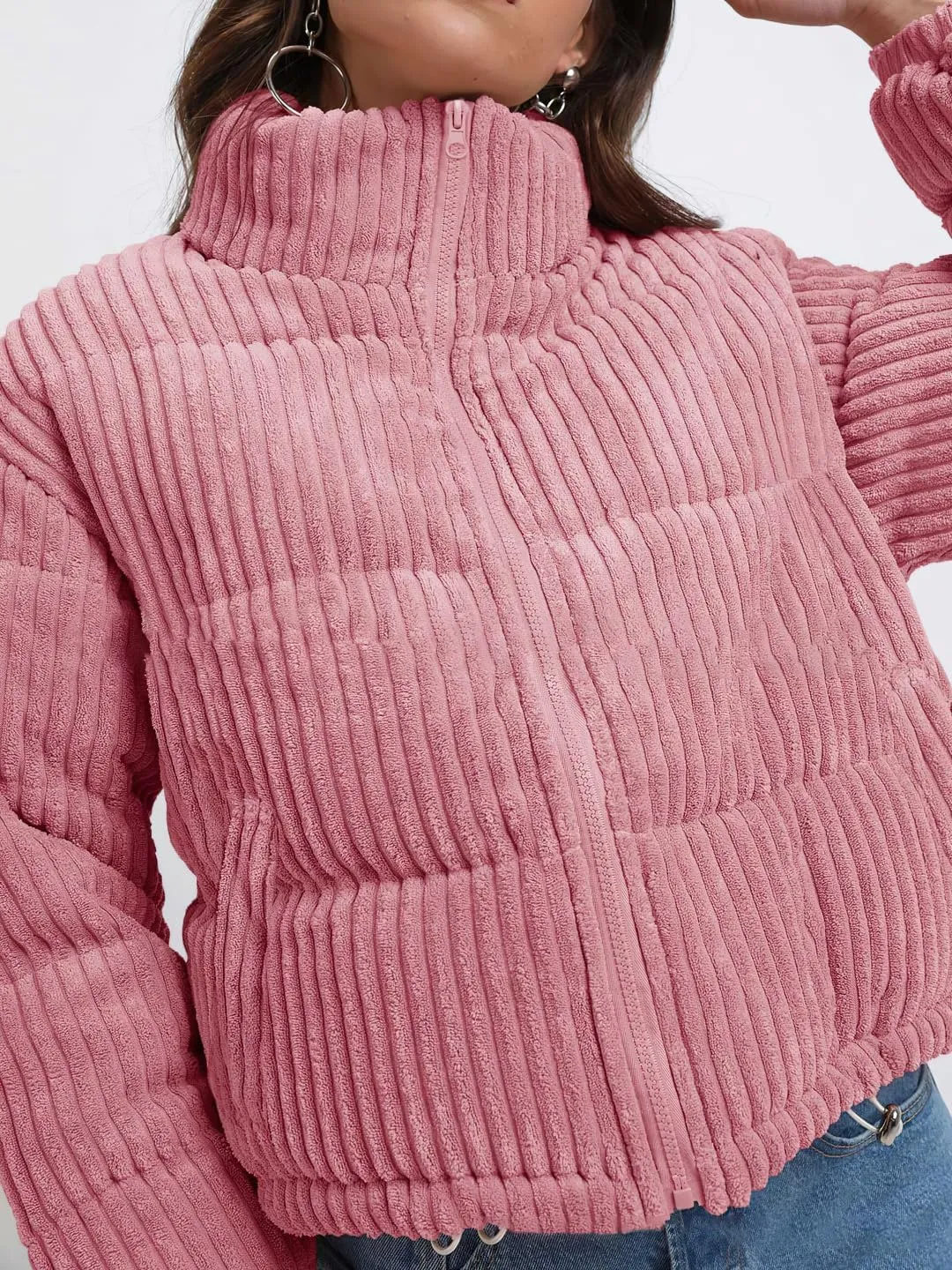 chouyatou Women Winter Warm Corduroy Puffer Jacket Quilted Down Zip Up Stand Collar Cropped Short Coats
