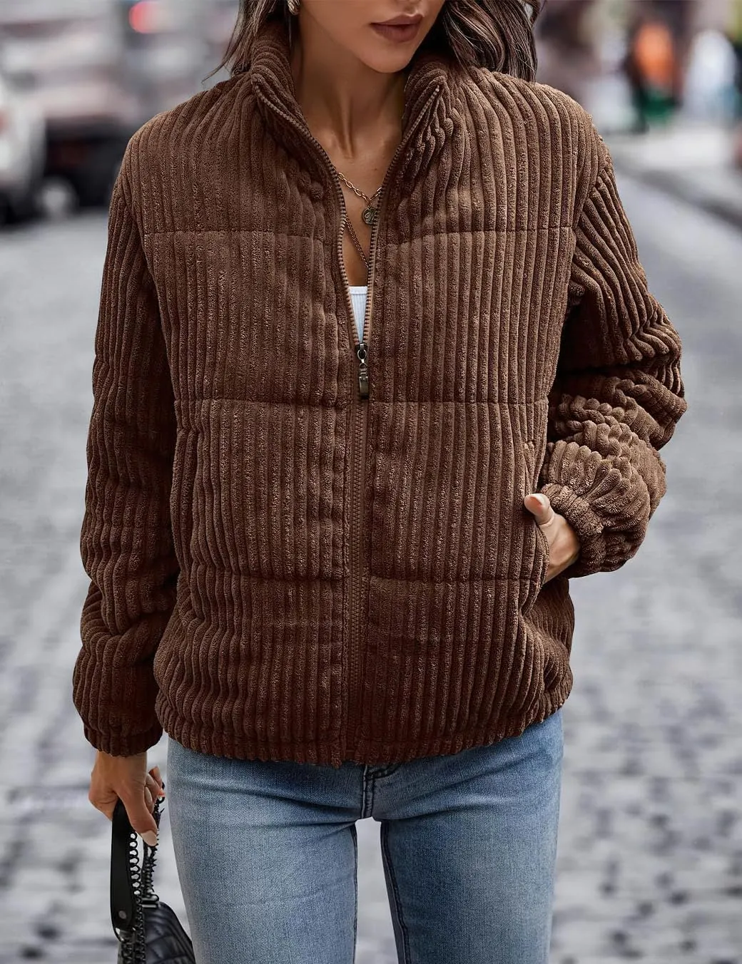 chouyatou Women Winter Warm Corduroy Puffer Jacket Quilted Down Zip Up Stand Collar Cropped Short Coats