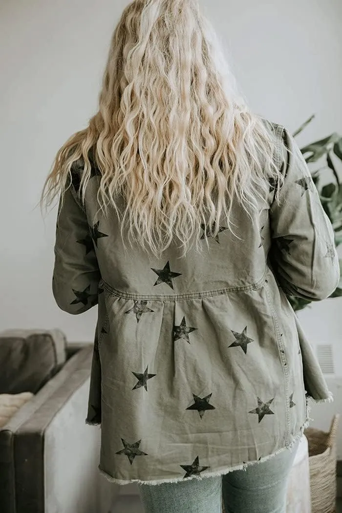chouyatou Women's Casual Frayed Raw Hem Star Print Mid Long Peplum Denim Jacket