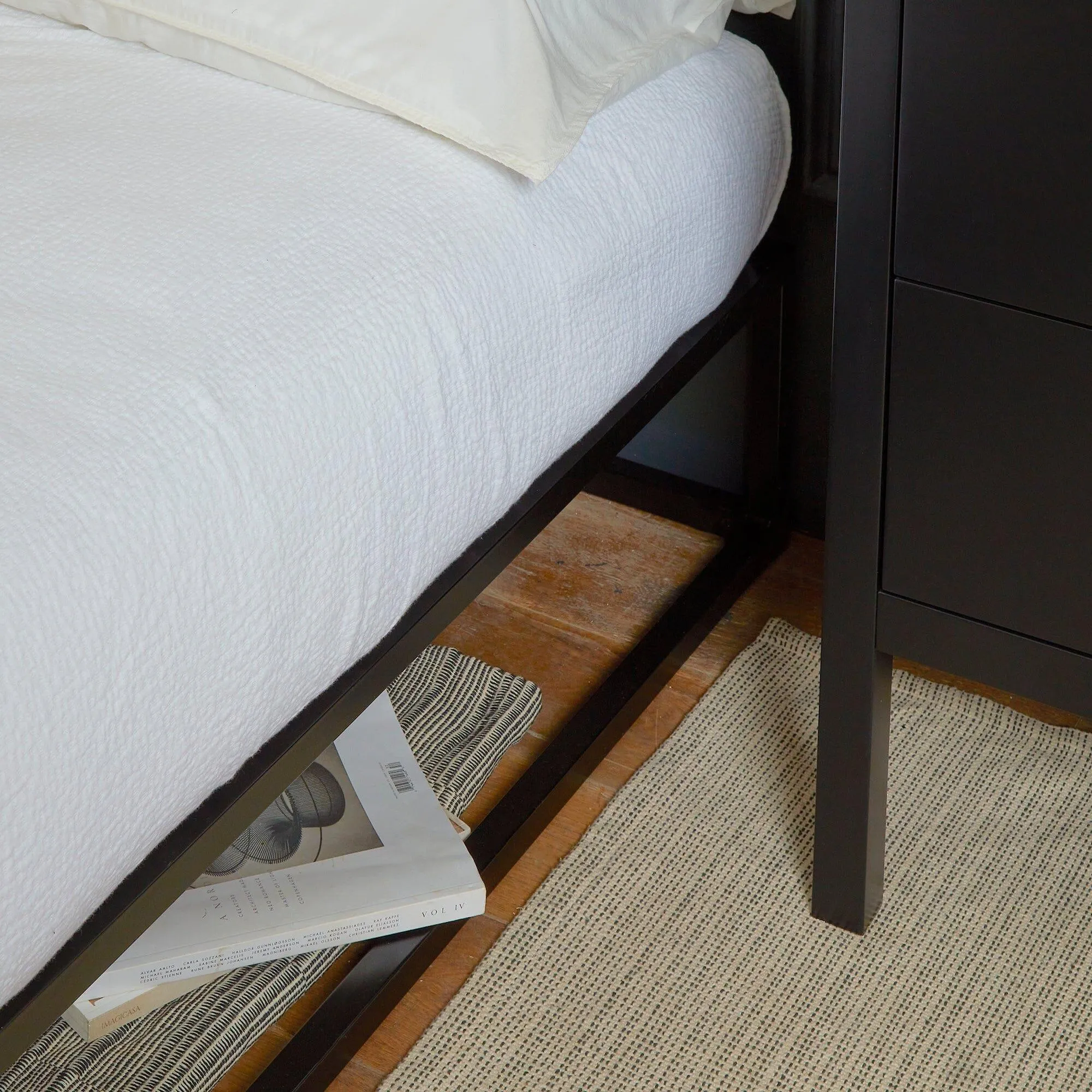 Indy Double Platform Bed - Black Metal