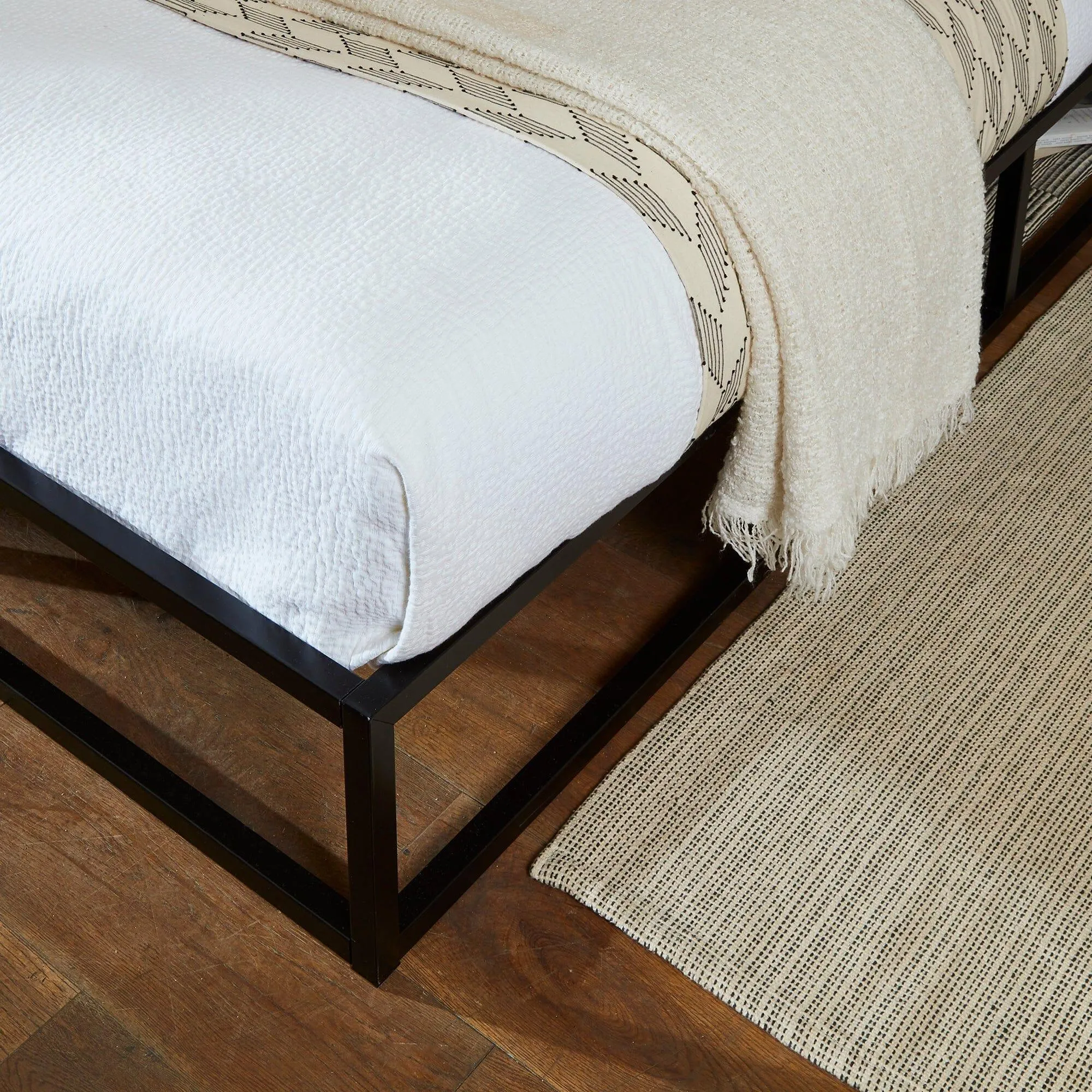 Indy Double Platform Bed - Black Metal