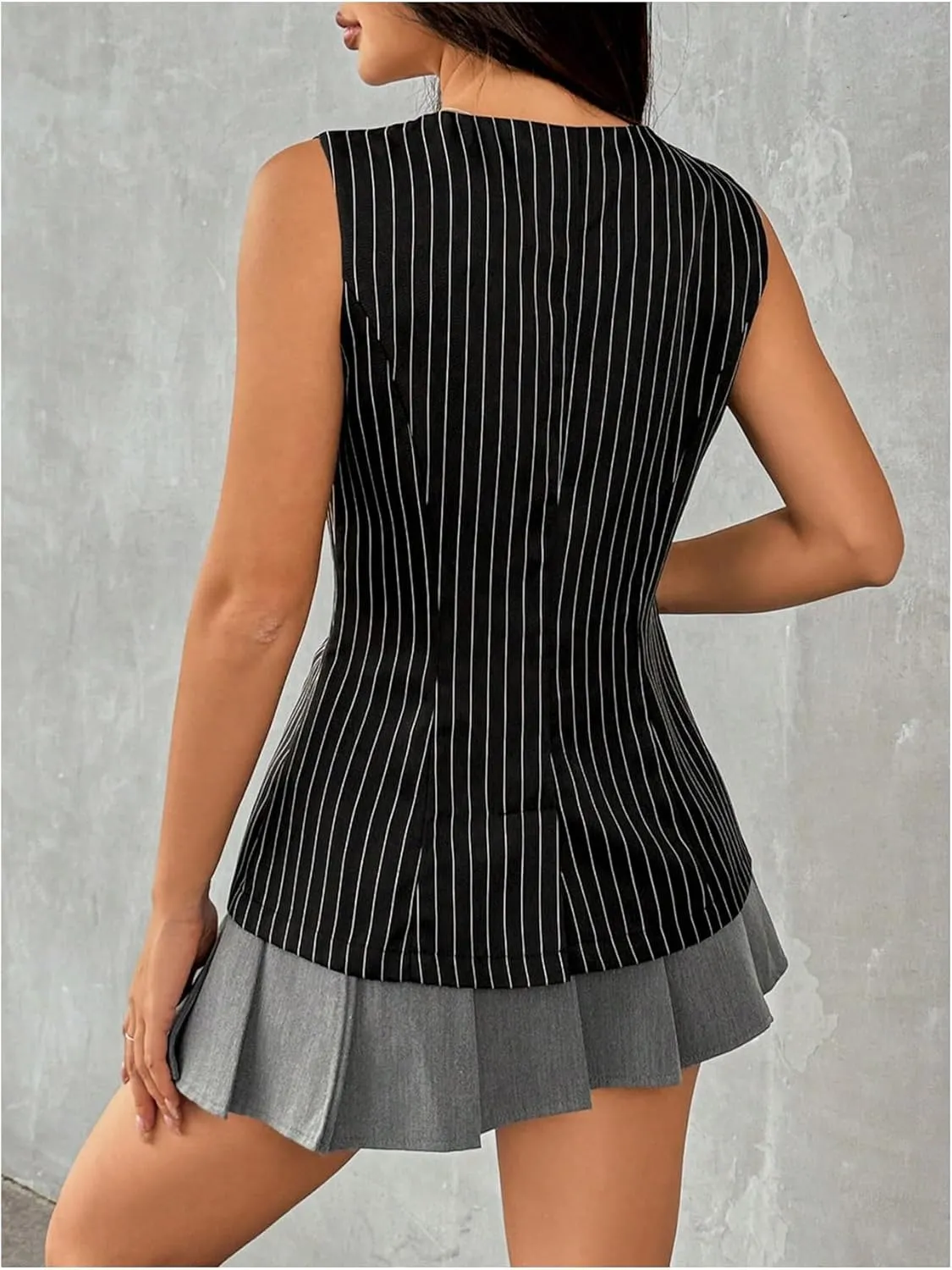 MakeMeChic Women's Vest Top Sleeveless Blazer Split Hem Button Down Dressy Suit Vest Outerwear Waistcoat