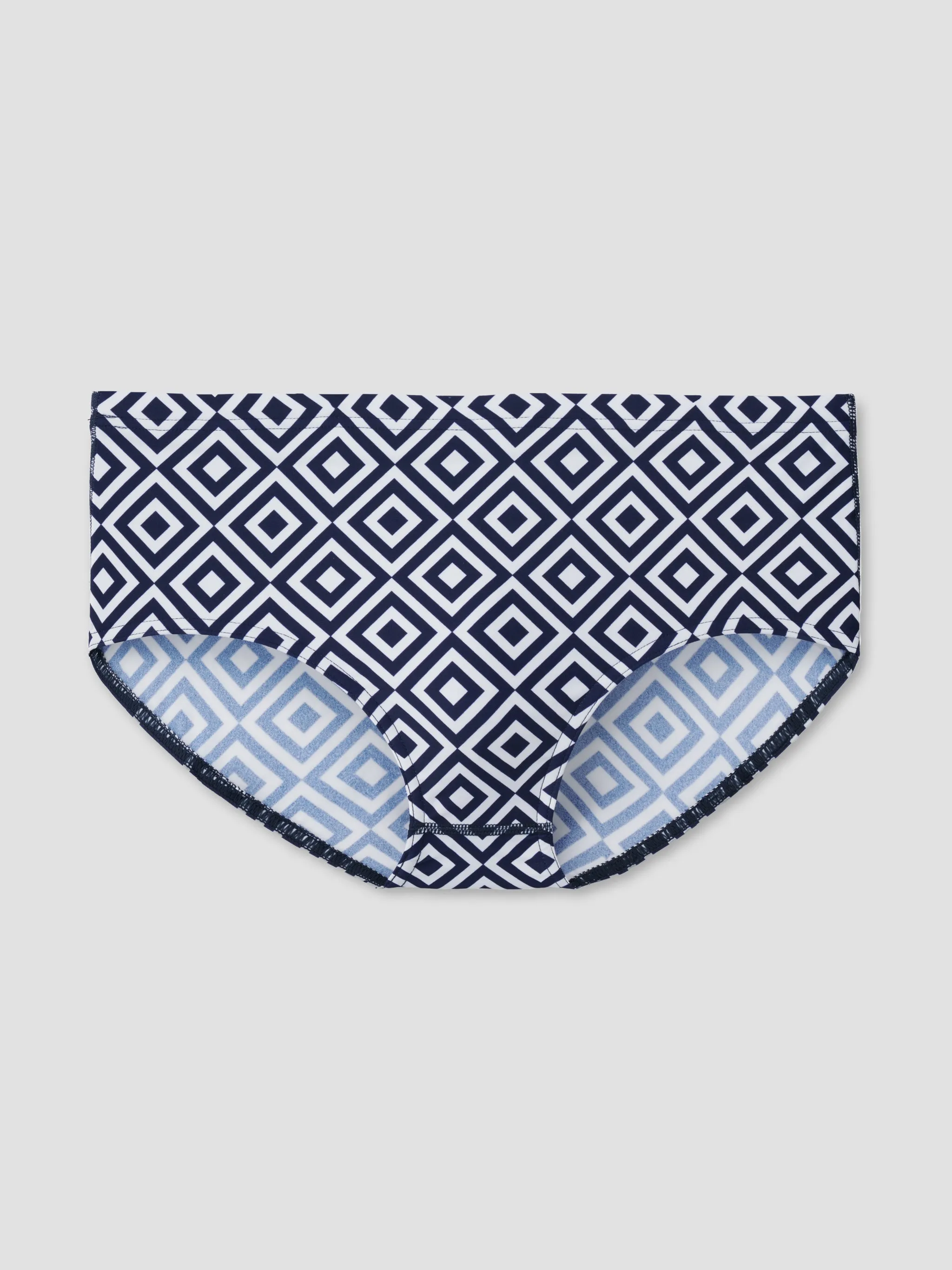 Modern Diamond | Challenger Trunk