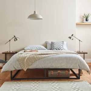 Outlet – Indy Double Platform Bed - Black Metal