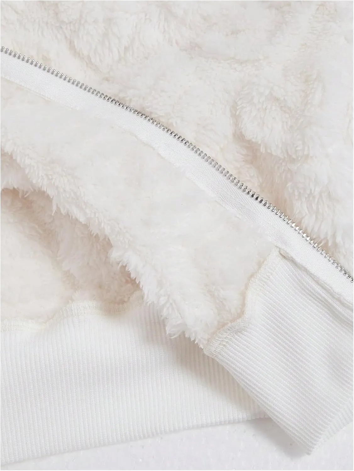 SOLY HUX Women's Faux Fur Fuzzy Cropped Jacket Zip Up Hooded Long Sleeve Warm Outerwear Coat