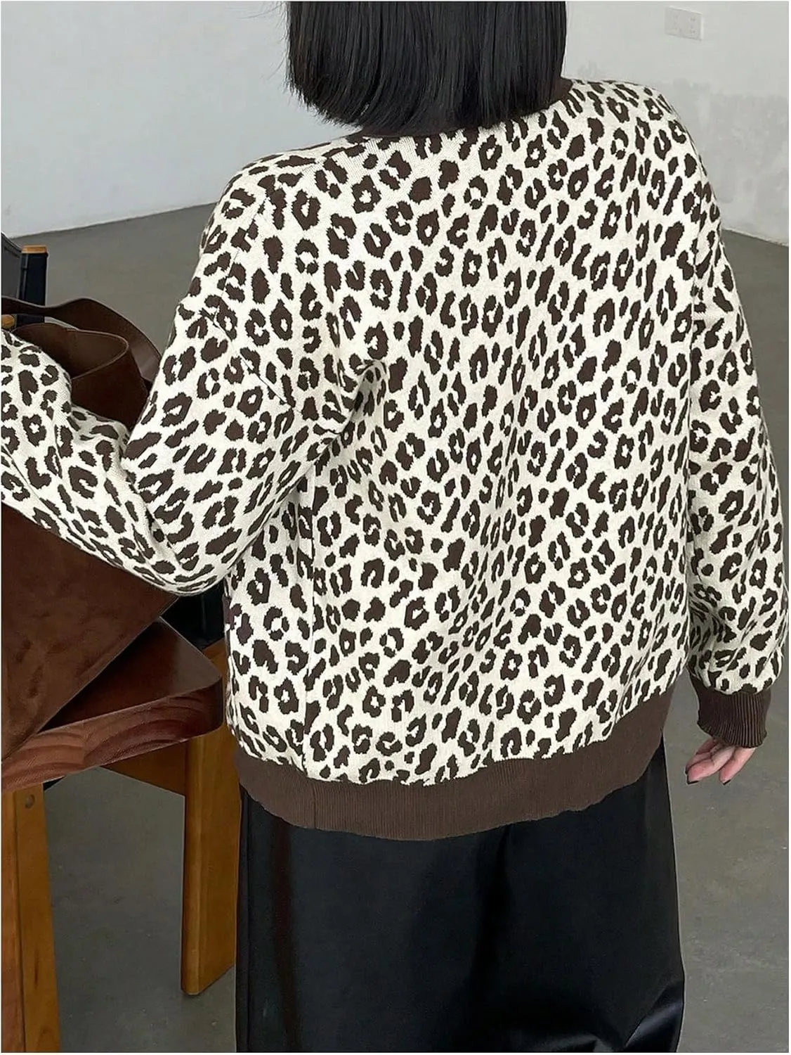 SOLY HUX Women's Leopard Print Button Down Cardigan Long Sleeve V Neck Loose Sweater Outerwear
