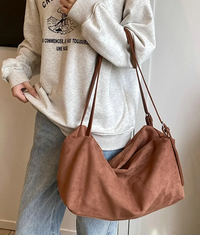Versatile Suede Shoulder Bag for Women Large Capacity Hobo Bag Causal Satchel Purse Retro Crossbody Bag with Adjustable Strap
