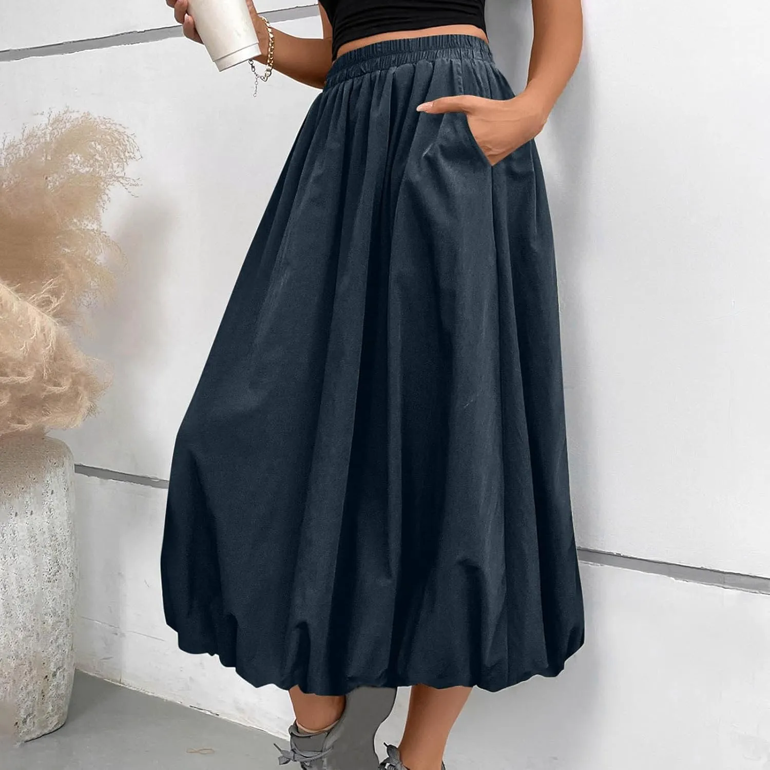 Women Casual Midi Skirts 2025 Summer Trendy Solid Color Elastic Waist Flowy A-Line Versatile Skirt with Pocket