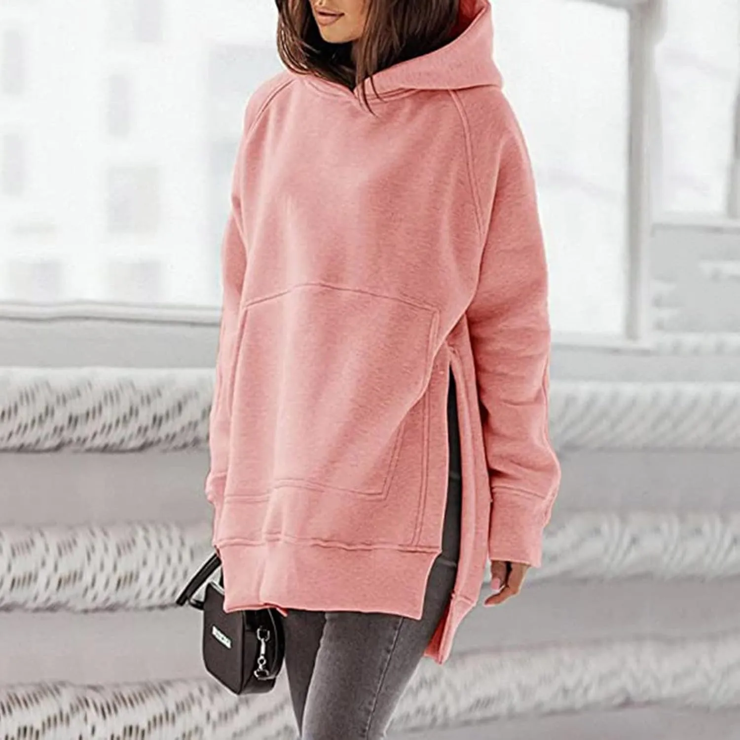 Women's Hoodies Casual Pullover Oversized Sweatshirt Long Sleeve Split Hem Hoodie with Kangaroo Pocket