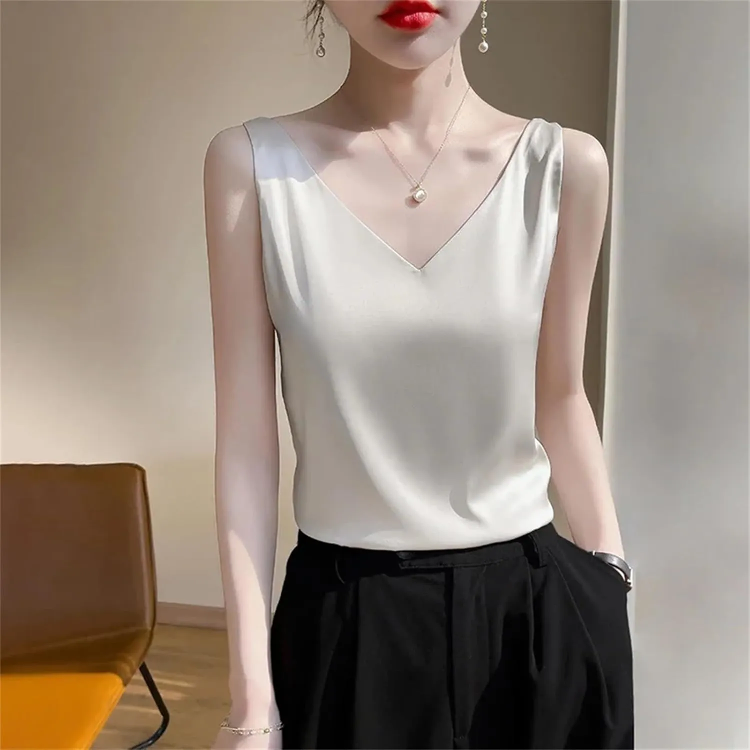 Women's V-Neck Tank Top  Solid Color Sleeveless Summer Blouse Casual Office Wear Fashion Camisole