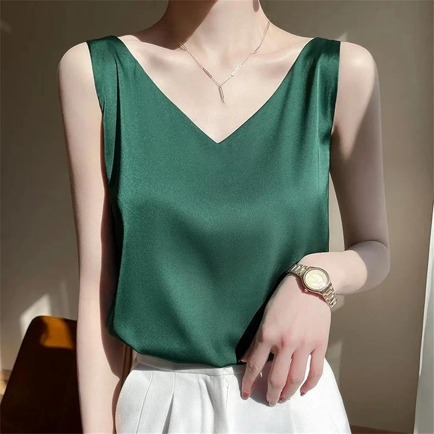 Women's V-Neck Tank Top  Solid Color Sleeveless Summer Blouse Casual Office Wear Fashion Camisole